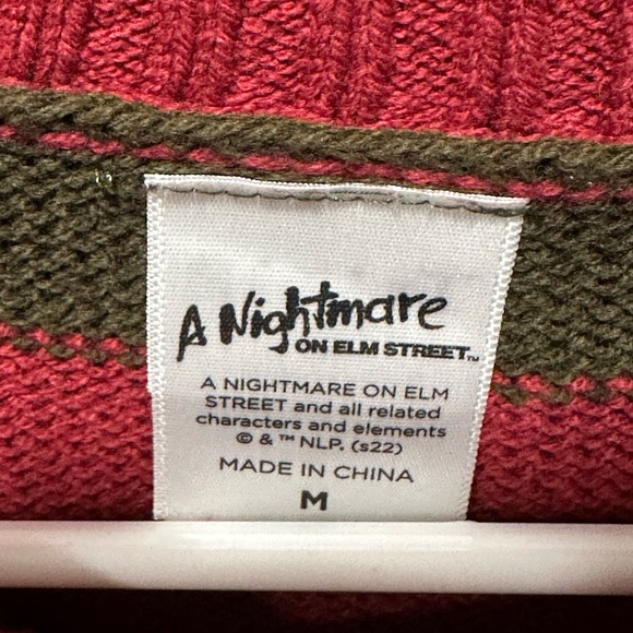 Nightmare on Elm Street Freddy Kreuger Striped Sweatshirt Size Medium - Picture 2 of 3